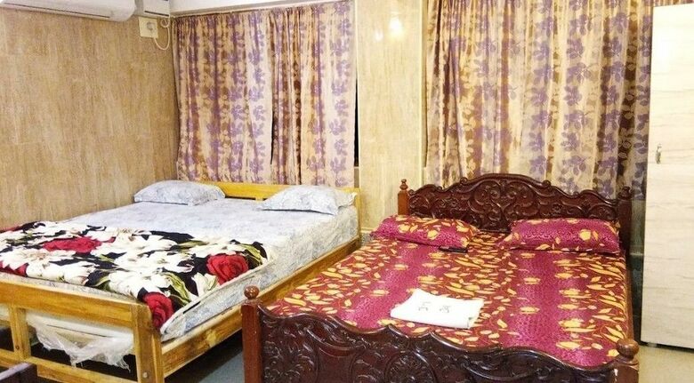 Hostal Rajalakshmi Guesthouse