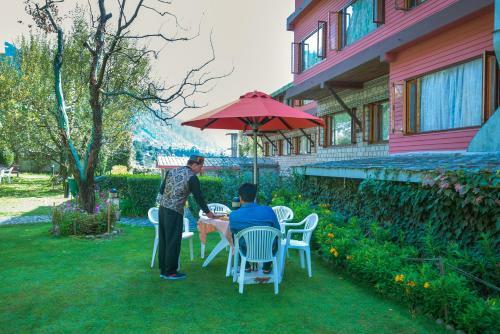 Hotel Honeymoon Inn Manali