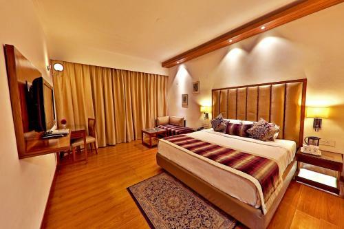 Hotel Manali Heights