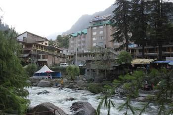 Hotel Golden Tulip Manali