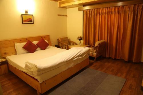 Bed & Breakfast Hotel Mountain Trail Manali