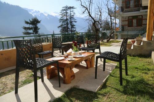 Bed & Breakfast Hotel Mountain Trail Manali