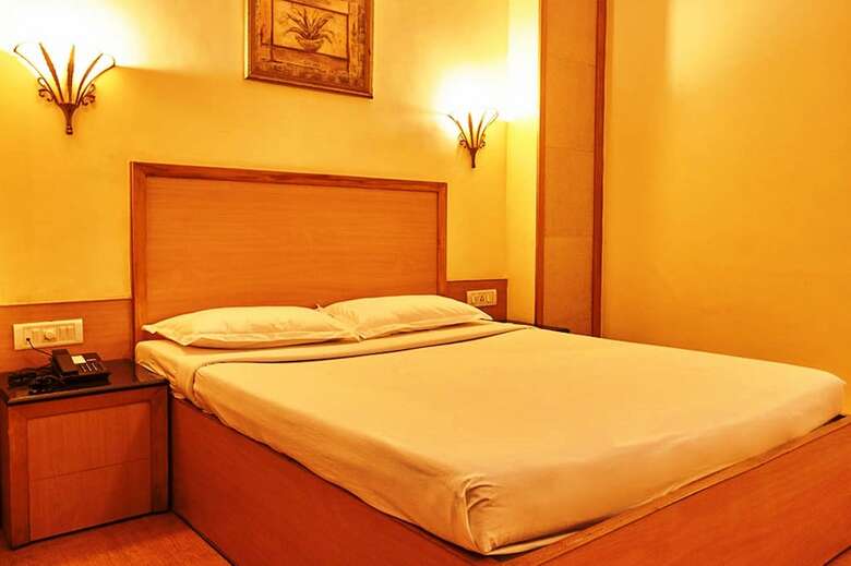 Hotel Roopa