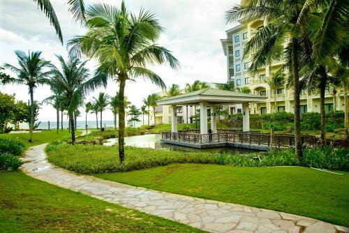 Hotel Olalani Resort & Condotel