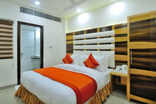 Hotel The Gold Inn Paharganj