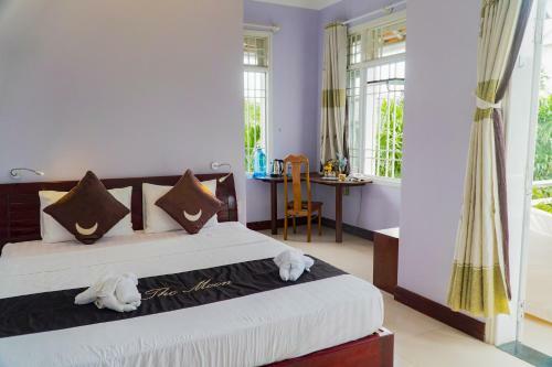 The Moon Homestay