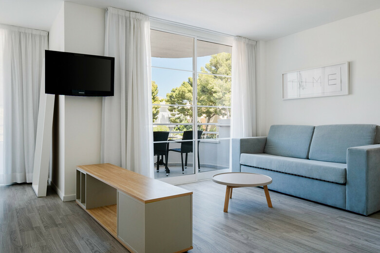 Prinsotel La Pineda Hotel Apartamentos