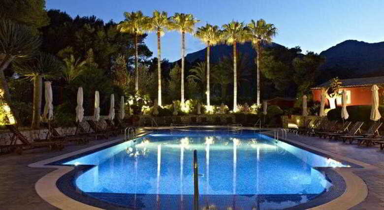 Hotel Cala Sant Vicen�