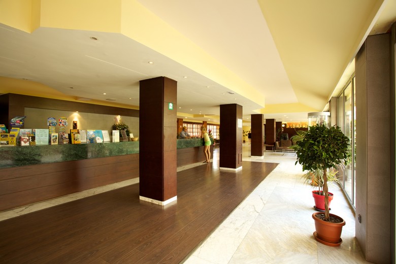 Hotel Seramar Luna - Luna Park