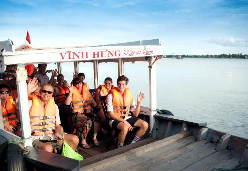 Hotel Vinh Hung Riverside Resort & Spa