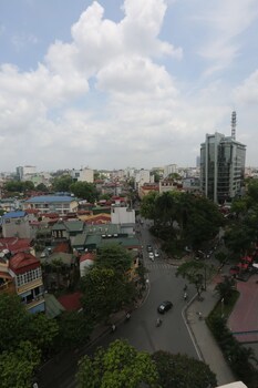 Lenid Hanoi Hotel