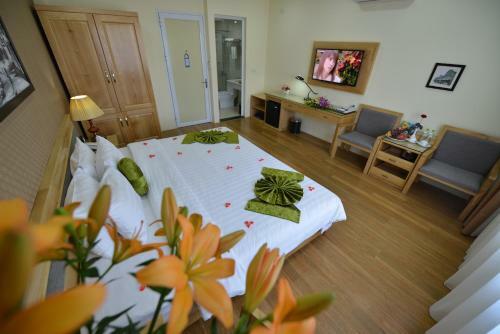Blue Hanoi Inn Hotel