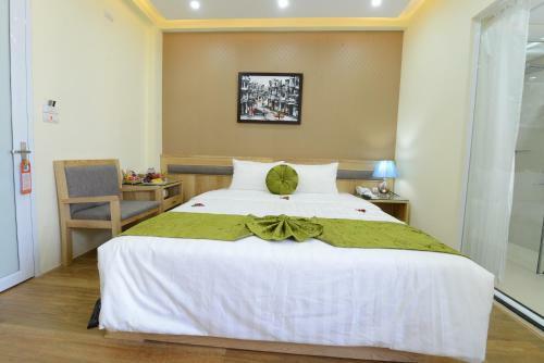 Blue Hanoi Inn Hotel