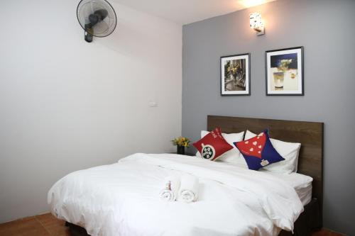 Apartamentos New Land House 8