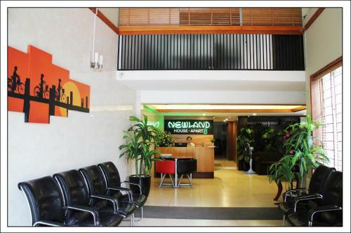 Apartamentos New Land House 8