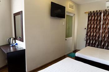 Cosmos Hotel