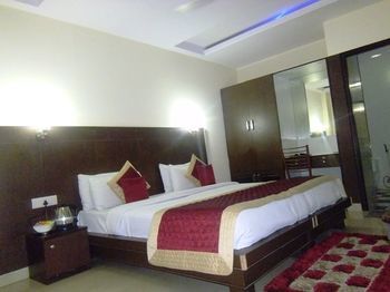 Airport Hotel Vishal Residency