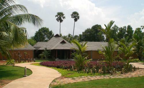 Hotel Poovar Island Resort
