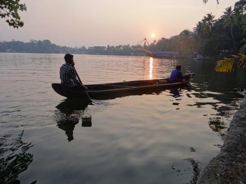 Hostal Ashtamudi Villas