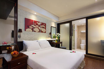 Dragon Pearl Hotel