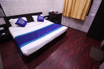 Hotel Oyo Rooms Corporation Chowk