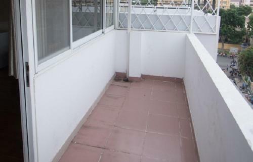Smiley Apartment 3
