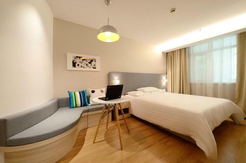Hotel Hanting Express Jiaxing New Cultural Square