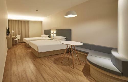 Hotel Hanting Express Jiaxing New Cultural Square