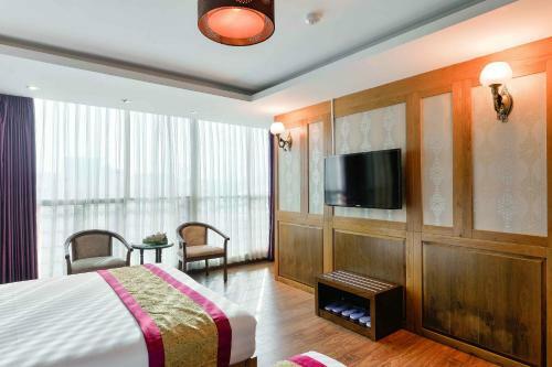 Dragon Palace Hotel