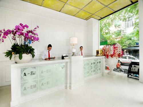 Hotel A & Em - 280 Le Thanh Ton
