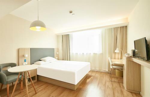 Hotel Hanting Express Jinan Huaxin Road