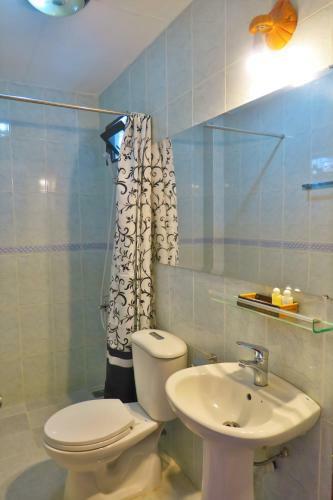 Giang Son Hotel