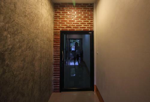 Koh Jum Hostel