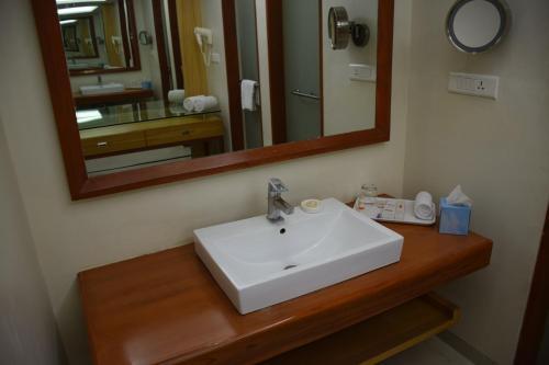 Hotel St Laurn The Spiritual Resort