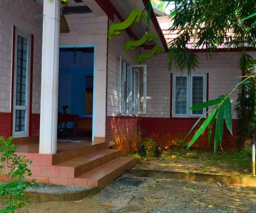 Shiva Garden Home Stay