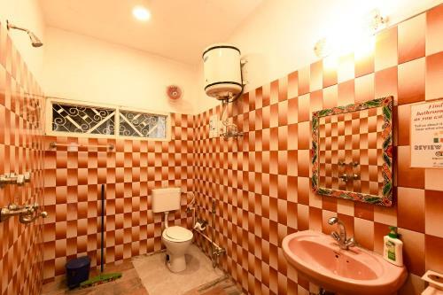 Stops Hostel Varanasi