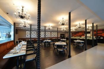 Hotel Oyo Premium Ramavarappadu Circle