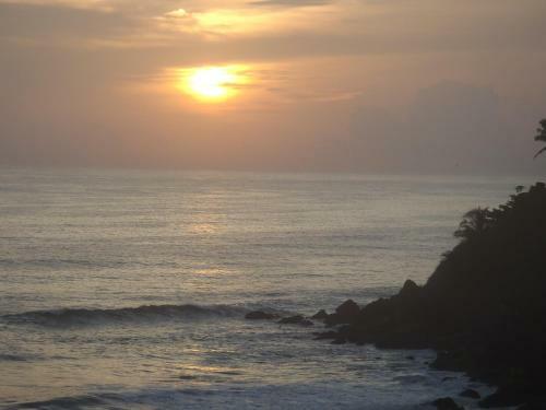 Gumnut Beach House Homestay