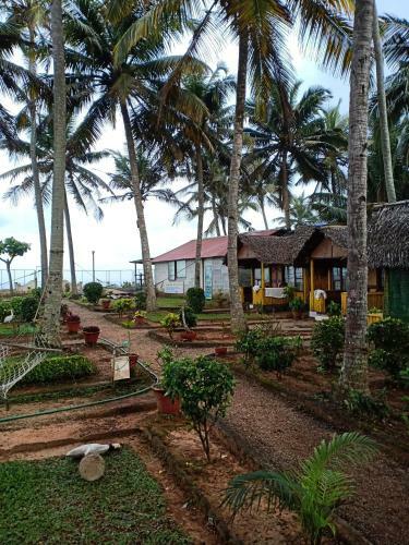 Hotel Bamboo Village