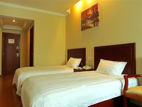 Greentree Inn Jiangxi Nanchang Bayi Square Express Hotel