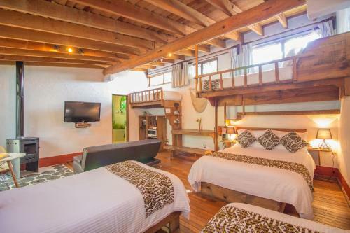 Hotel Mes�n De Leyendas Downtown & Garden