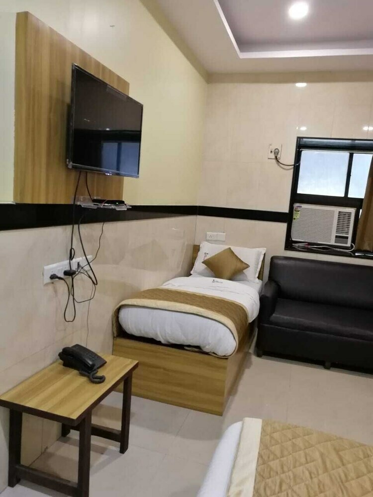 Hotel Swapna International