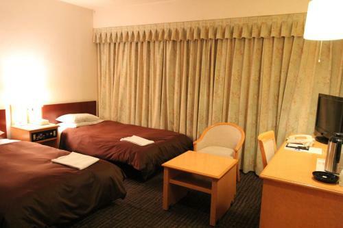 Hotel New Gaea Oitaekimae