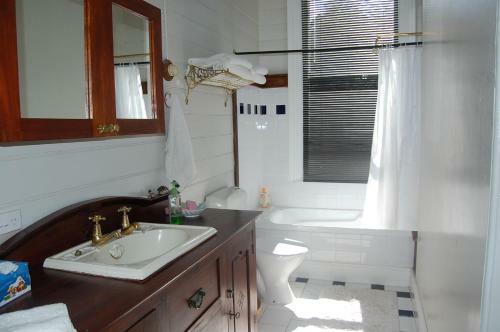 Bed & Breakfast Mariton House