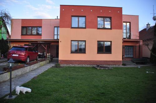 Apartments ?esk� St?edoho?�