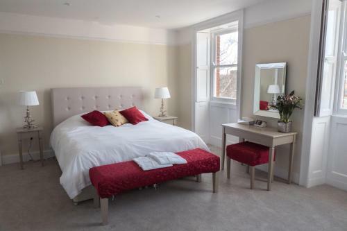 Hostal Broadway House Luxury Serviced Rooms