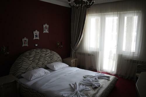 Hotel Golden Place