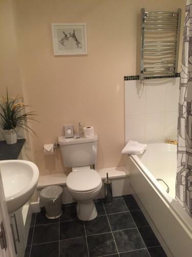 Number 10 Serviced Apartment - City Center