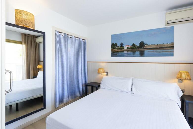 Acacias Apartamentos Salou