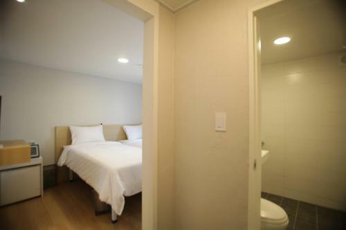 Hotel Sleepy Panda Streamwalk Seoul Jongno
